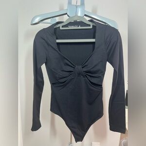 Abercrombie & Fitch Black V-Neck Cutout Bodysuit – Size XS